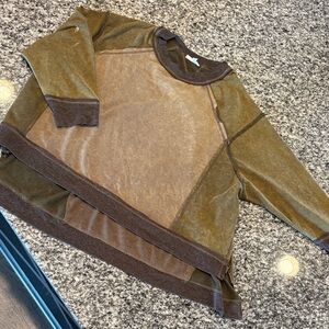 Women’s Brown and Tan Sweater